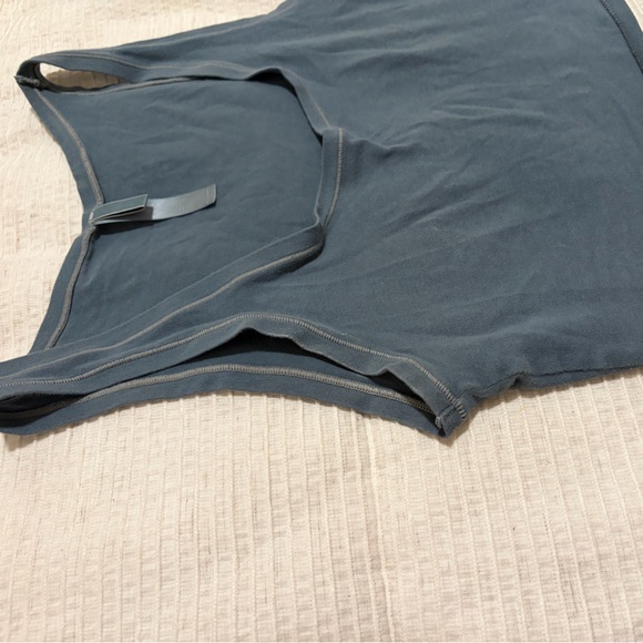Skims Cropped Tank - Picture 4 of 8